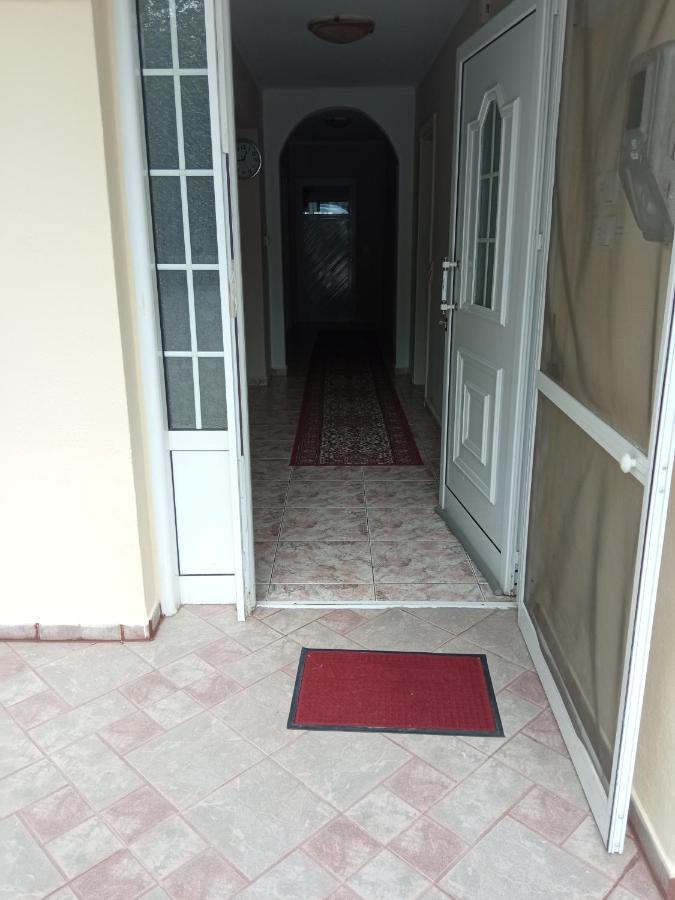To Nature A Apartment *